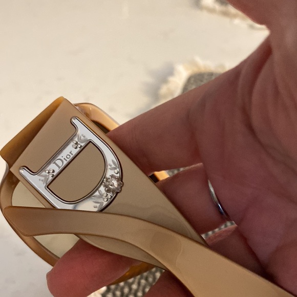 DIOR GORGEOUS SUNGLASSES - Picture 6 of 16